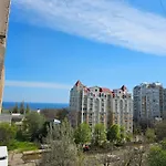 Appartement на французском бульваре возле моря и института филатова!