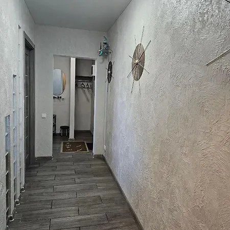 французский бульвар: морская у института филатова Apartment Odesa
