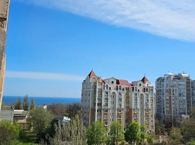 Apartament на французском бульваре возле моря и института филатова!