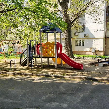 французский бульвар: морская у института филатова Apartment *